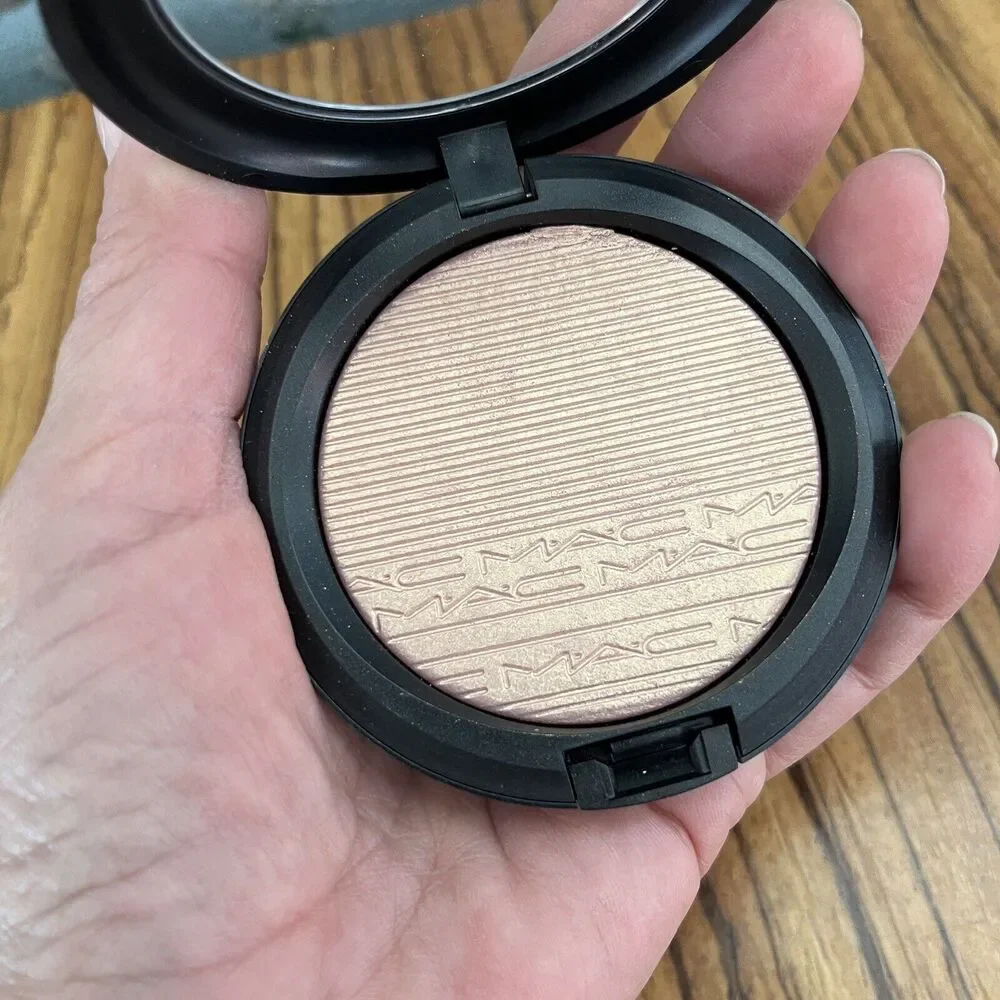 MAC Extra Dimension Skinfinish Beaming Blush (9g/0.31oz)